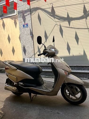 Chính chủ bán xe Honda Lead đời đầu. Xe tốt êm
