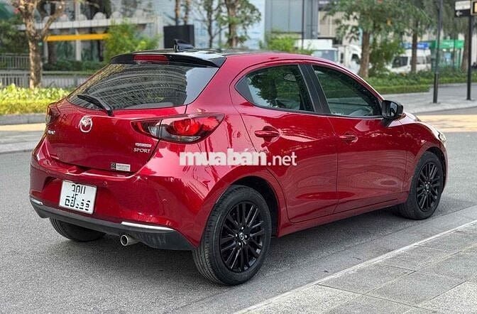 Mazda 2 Sport Luxury 2021 Đỏ 20.000 km