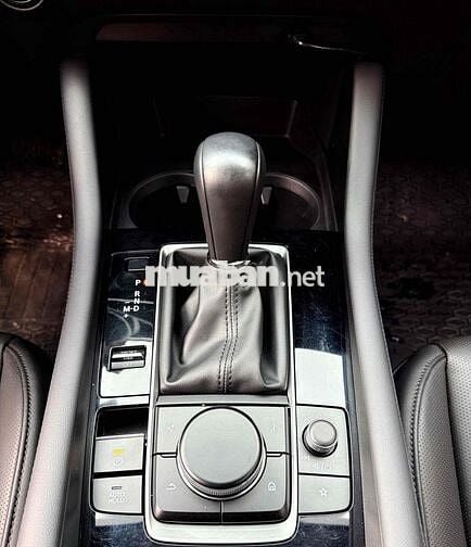 Mazda Mazda3 2024 1.5AT Luxury 11000 km