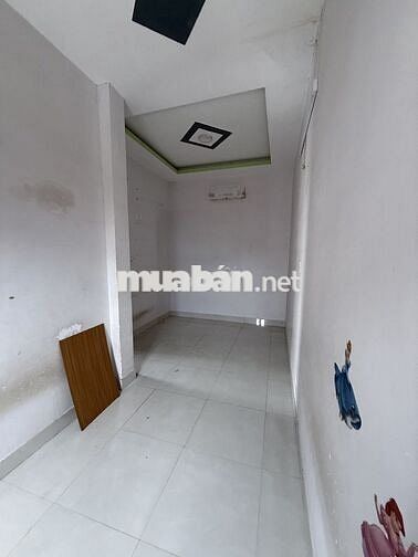 Chính chủ cần bán nhà 2pn 2pvs sàn btct, nở hậu, gần chợ Bà Điểm