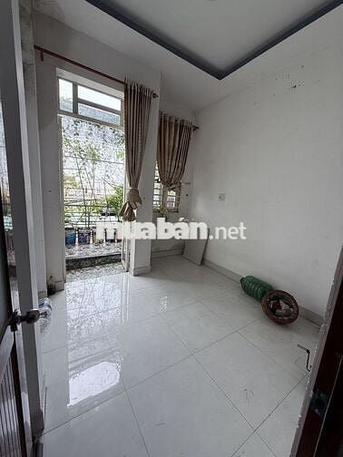 Chính chủ cần bán nhà 2pn 2pvs sàn btct, nở hậu, gần chợ Bà Điểm