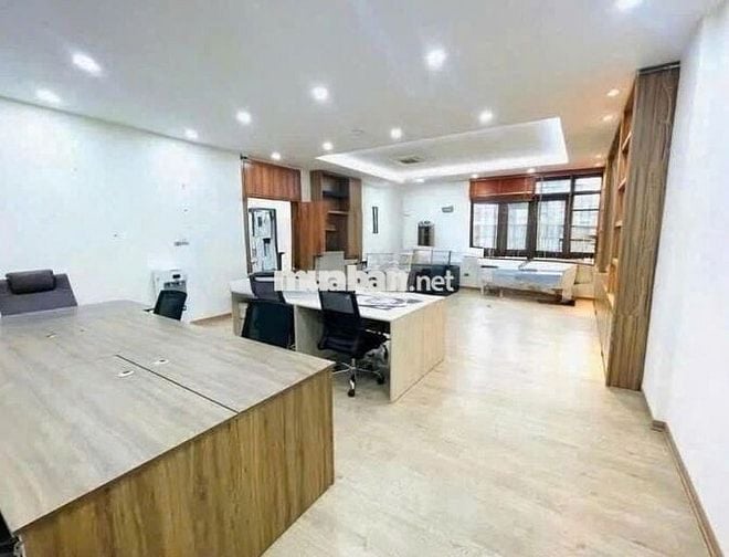 NHÀ ĐẸP GIÁ TỐT - 294A Nguyễn Trọng Tuyển, P.1, QTB - 9x20m - 5PN