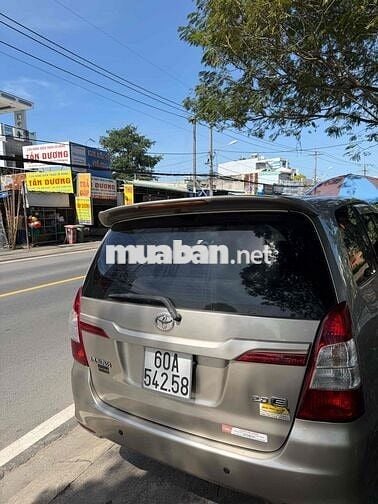 Toyota Innova 2015 2.0E - zin căng nét