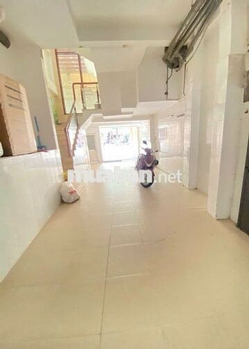 SIÊU PHẨM ỐP KÍNH - 198E Hoàng Hoa Thám, P.12, TB, 5X23M, có hầm