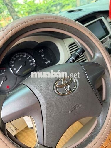 Toyota Innova 2015 2.0E - zin căng nét