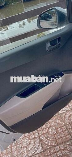 Hyundai Grand i10 20141.2 BASE - 150000 km