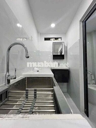 CẦN BÁN NHÀ NHỎ XINH SHR K QH 2P NGỦ TÂN HƯNG ĐẸP