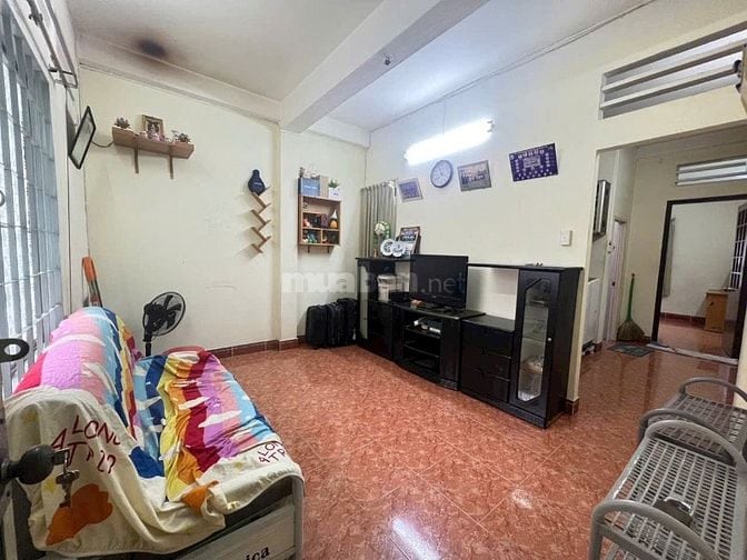 Căn hộ 2p ngủ Bàu cát,Tân BÌnh giá 8,5tr, có NTCB