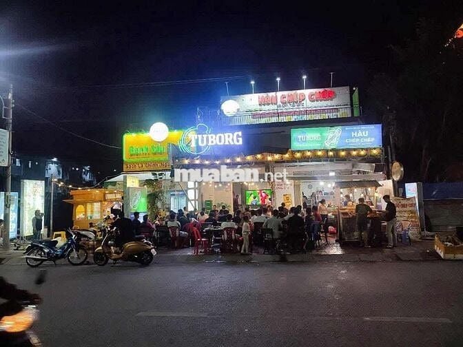 Mặt tiền đường Phan Đình Phùng