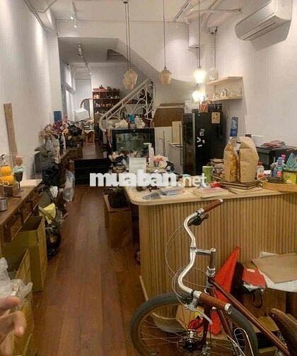 Cho Thuê Nhà Mặt Tiền Gần Góc Trần Doãn Khanh, Quận 1