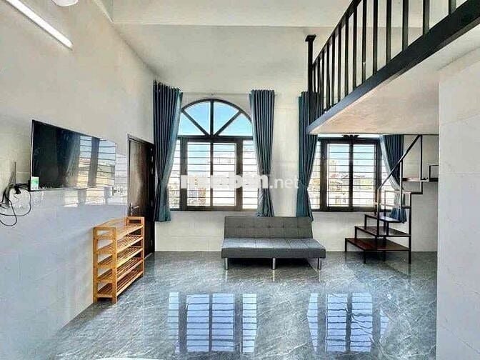 PHÒNG TRỌ CÓ GÁC VIEW KÍNH  GIÁ CỰC TỐT CÓ MÁY LANH NGAY CHỢ GÒ XOÀI