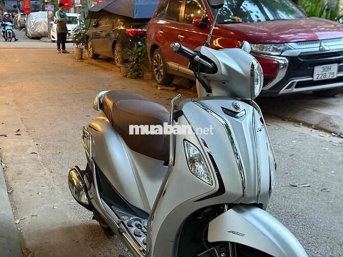 Yamaha Grande ABS 2021 Bạc Nhám Smartkey