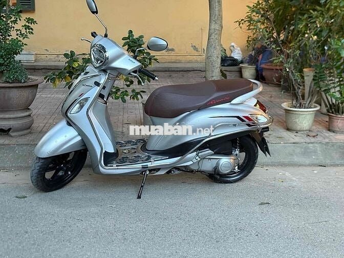 Yamaha Grande ABS 2021 Bạc Nhám Smartkey