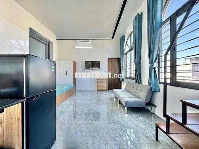 PHÒNG TRỌ CÓ GÁC VIEW KÍNH  GIÁ CỰC TỐT CÓ MÁY LANH NGAY CHỢ GÒ XOÀI