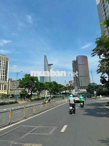 MẶT BẰNG QUẬN 4 LÀM VĂN PHÒNG, KHO,… 6tr5