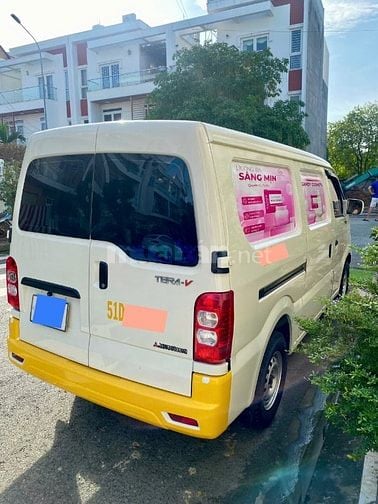 Xe tải van 945kg 2 chỗ ngồi 1 đời chủ Tera V 2022