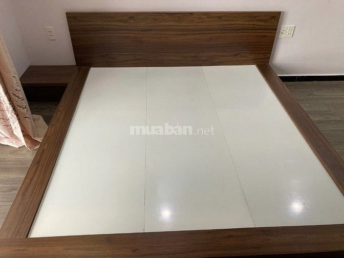 Cho thuê căn văn phòng 35m2 ở quận 5