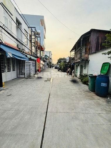 Bán nhà mặt tiền kinh doanh KDC Nam Long, An Lạc, 1 trệt 1 lầu