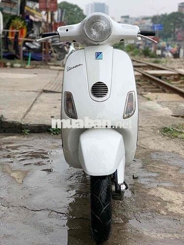 Piaggio Vespa S125 3V i.e. Trắng