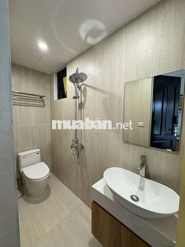 Nhà mặt phố Cát Linh, Đặng Trần Côn- Kinh doanh, dòng tiền Homestay,