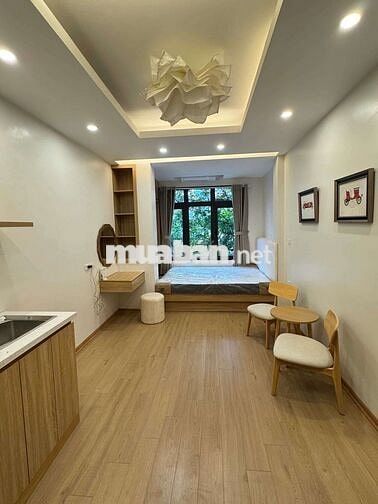 Nhà mặt phố Cát Linh, Đặng Trần Côn- Kinh doanh, dòng tiền Homestay,