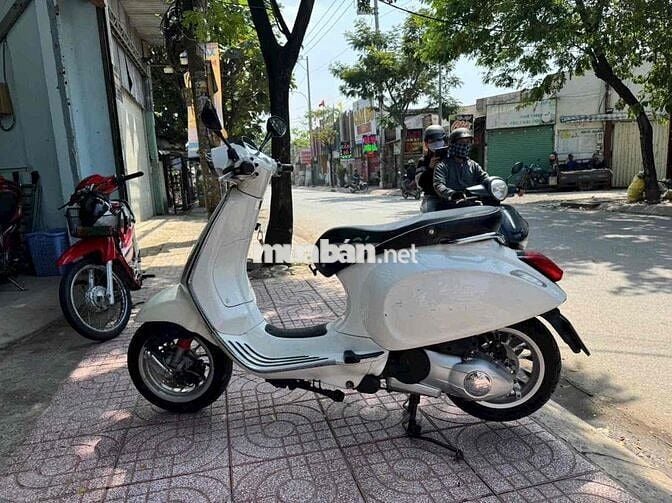 Piaggio Vespa Sprint 125 2014 chính chủ biển 60
