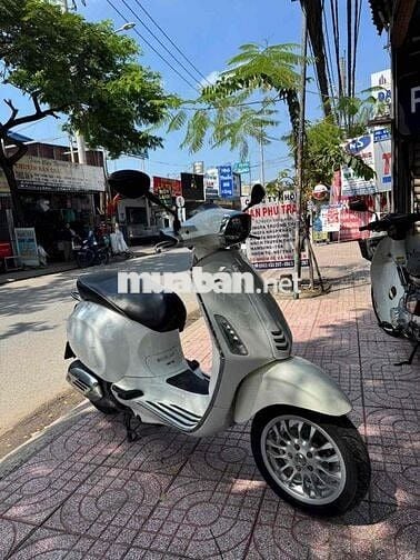 Piaggio Vespa Sprint 125 2014 chính chủ biển 60