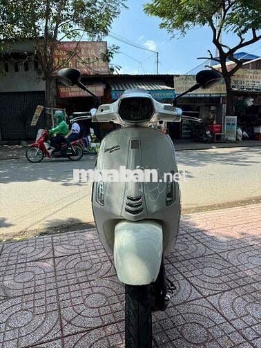 Piaggio Vespa Sprint 125 2014 chính chủ biển 60