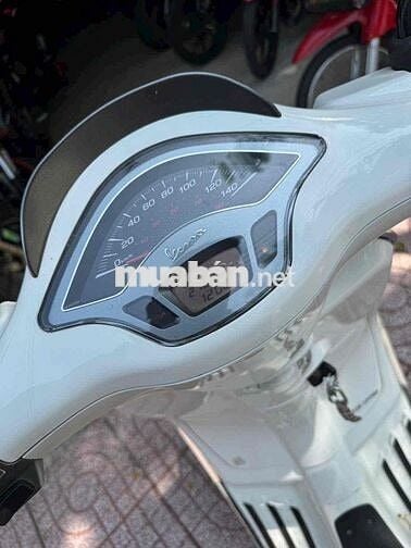 Piaggio Vespa Sprint 125 2014 chính chủ biển 60