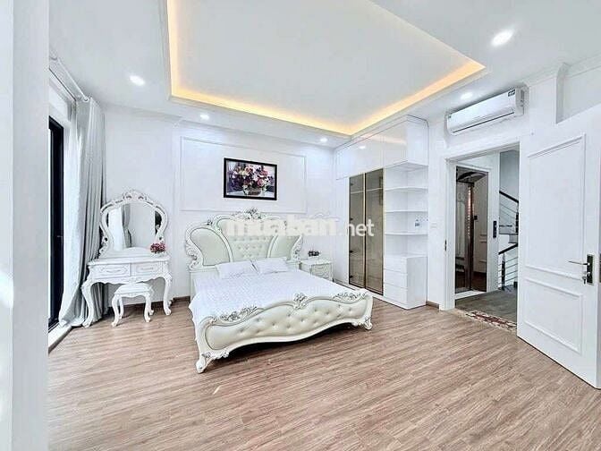 🍀 CHÙA BỘC – TÔN THẤT TÙNG – TAM KHƯƠNG 🍀
7tầng thang máy, DT58m2