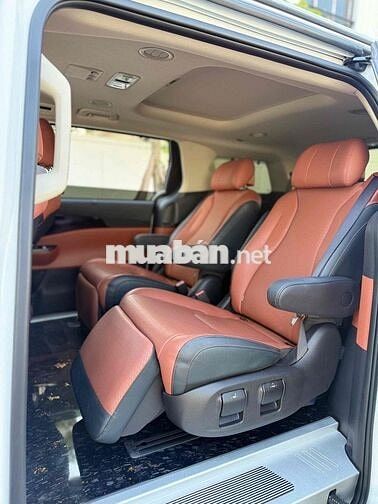 Kia Carnival 2024 2.2D Signature 31000 km