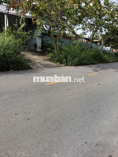 Bán nhà mặt tiền đường Nhuận Đức, Củ Chi, DT 827,9m2, Thổ cư 256,7m2