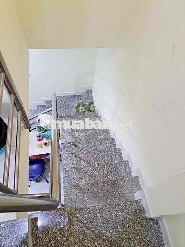 👉CHỈ 1 SẸC CHIẾN LƯỢC - Ô TÔ ĐỖ CỬA - 38M2, 2 TẦNG KIÊN CỐ Ở NGAY - CH