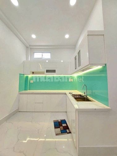 Thua lỗ bán gấp nhà Lê Hữu Kiều. Bình Trưng Tây. Quận 2. Giá 4 tỷ 250