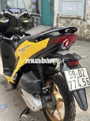 Honda Vario 150 2019 Vàng Đen