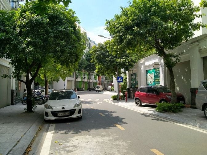 Cho thuê căn LK Roman Plaza view nội khu, dt 80m2. Giá thỏa thuận