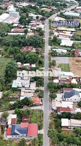 Bán nhà mặt tiền đường Nhuận Đức, Củ Chi, DT 827,9m2, Thổ cư 256,7m2