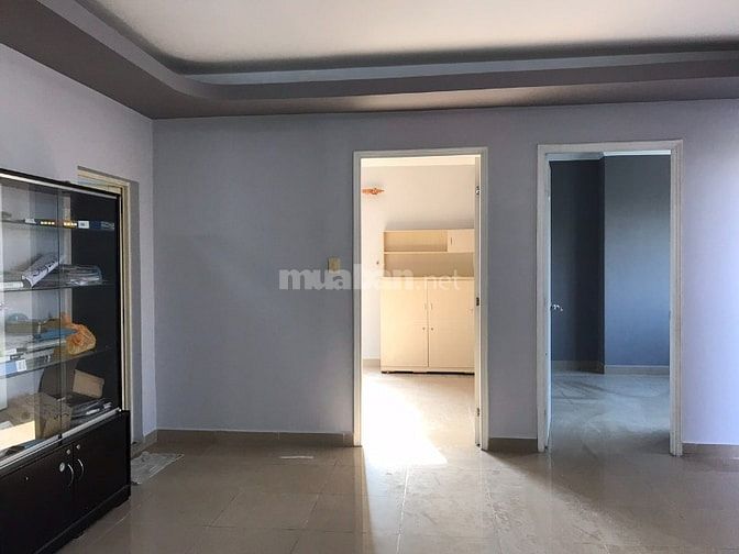 Bán căn hộ chung cư 60m2, 1,85 tỷ tại Bàu Cát II, Tân Bình, HCM.