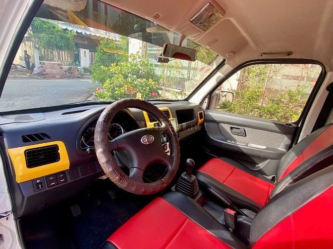 Xe tải van 945kg 2 chỗ ngồi 1 đời chủ Tera V 2022