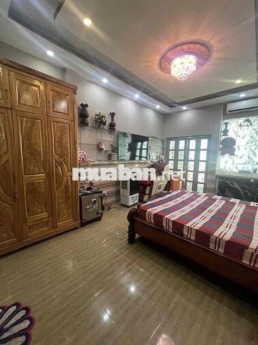 Bán nhà Phú Thọ Hoà, Hẻm xe tải cách 5 bước, 40m2, 2 lầu, Chỉ 4tỷ2 TL