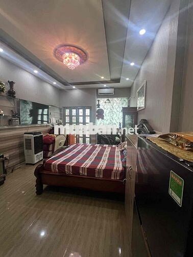 Bán nhà Phú Thọ Hoà, Hẻm xe tải cách 5 bước, 40m2, 2 lầu, Chỉ 4tỷ2 TL