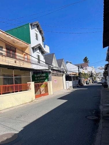 Góc MT 11ty950, 10x15, 1lầu, Đồng Tâm, P4, TP Đàlat