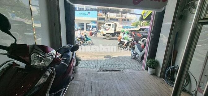 Share mặt bằng ưu tiên bác sĩ sản, bác sĩ nhi hoặc thuê trước sân bán