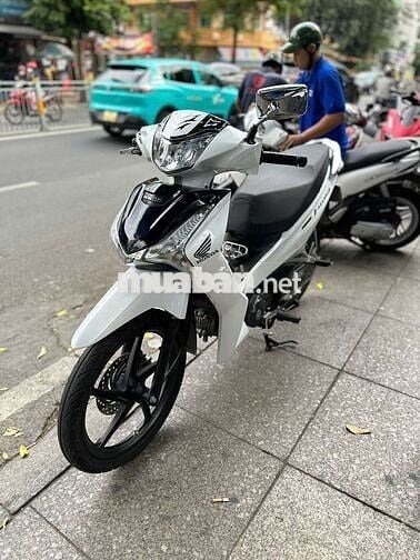 Honda future led FI 2004 mới 99% Bstp chính chủ