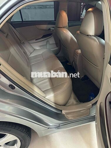 Altis 2012 2.0V - 82000 km