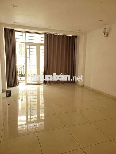 Cho thuê nhà hxh An Nhơn rộng, thoáng, sát mặt tiền Nguyễn Oanh