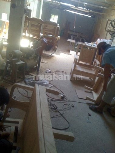 Tuyển thợ mộc có tay nghề, ưu tiên gỗ,có ăn chỗ ở tại Bình Chánh TPHCM