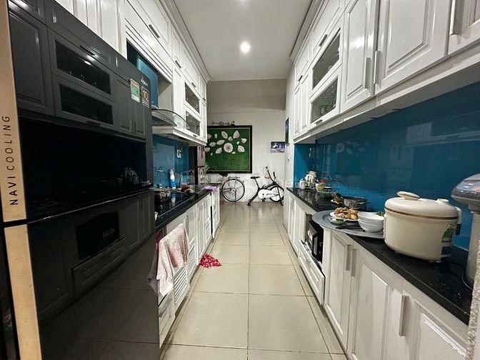 Căn góc đẹp, khu vực hiếm bán, đủ đồ ở ngay, full tiện ích