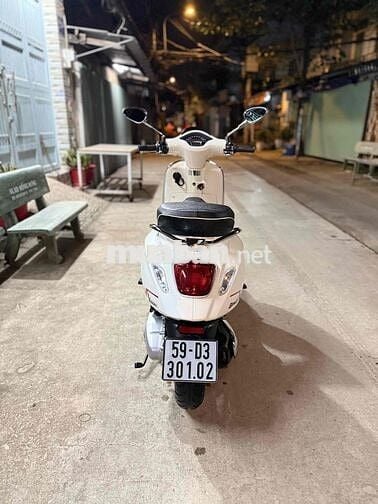 kẹt tiền cần bán gấp vespa 150abs