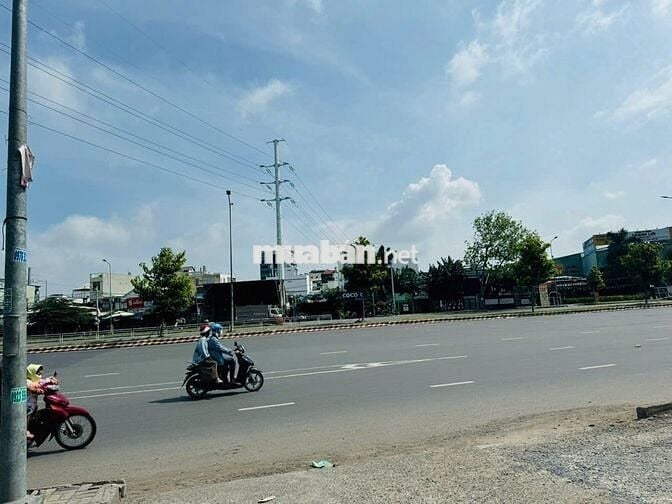 Cho thuê văn phòng theo tầng mới 100% đường nguyễn văn linh Quận 7